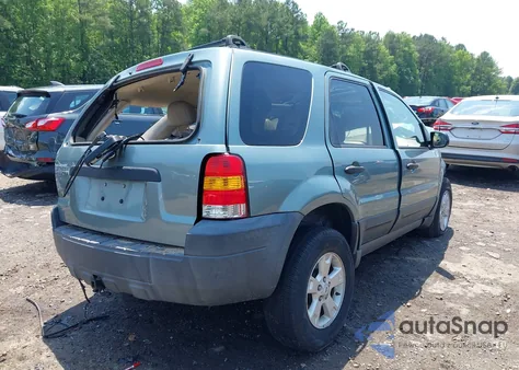 2005 Ford Escape Xlt из США, поврежденный, VIN 1FMYU93155KA00227